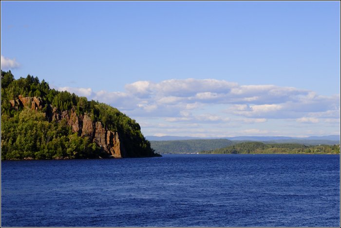 Rivière Saguenay by Olivier Mondet (unidentified-one.net)