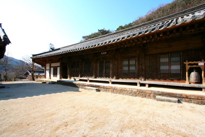 Nogodan-ro, Gwangui-myeon, Gurye-gun, Jeollanam-do, South Korea by 다루