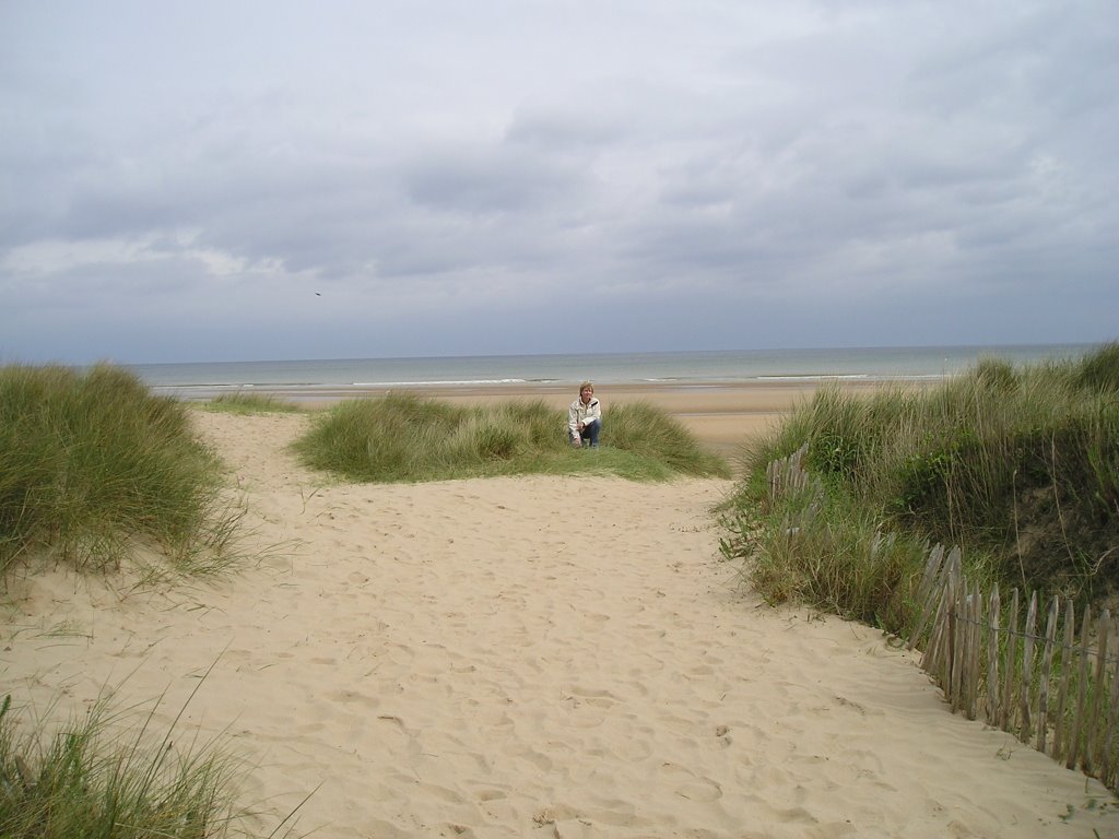 Omaha beach by lilijana