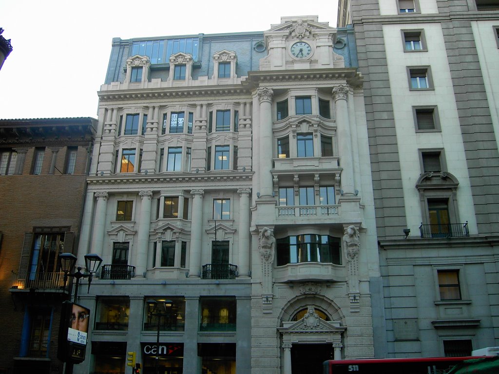 Zaragoza. Edificio antiguo Banco de Aragón 1913 by Rosaflor G.