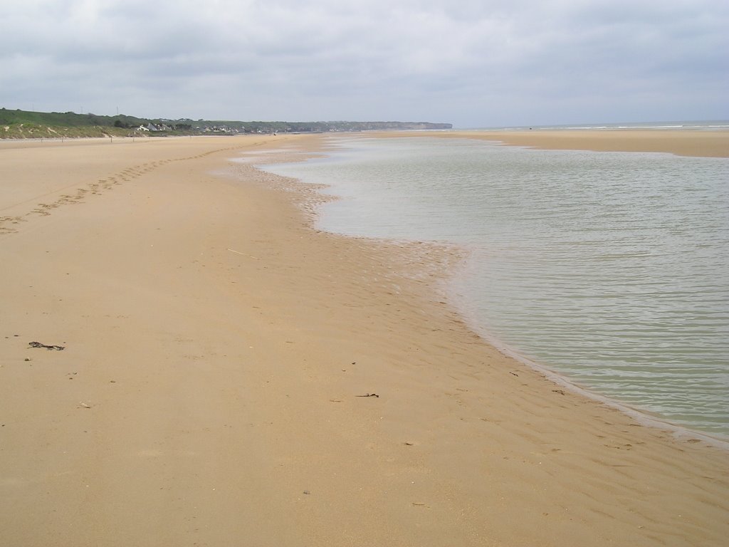 Omaha beach by lilijana