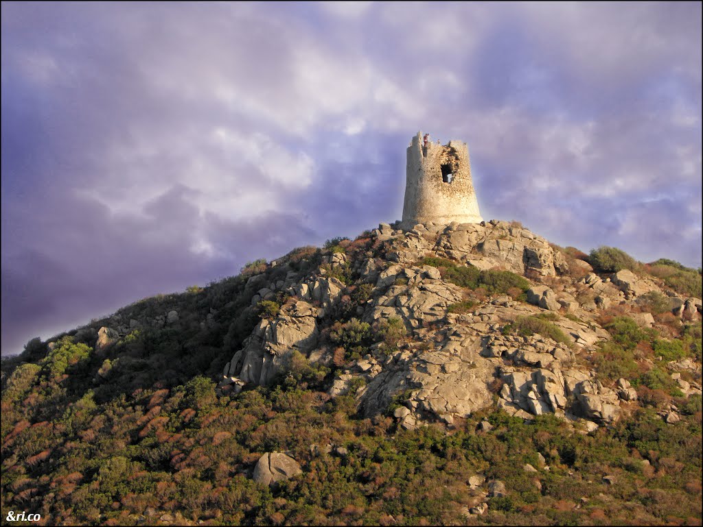 Villasimius, Porto Giunco Tower by &ri.co