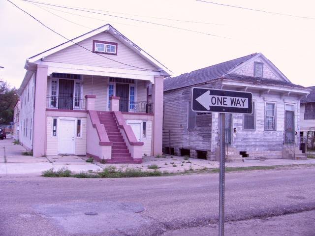 Houses on St Ann St, New Orleans, LA (2009) My music: f3music.com by Gary Rodriguez