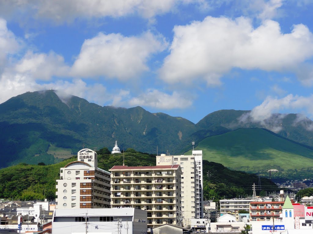 Oita Prefecture, Beppu, Ishigakihigashi, Japan. by 245Ronald