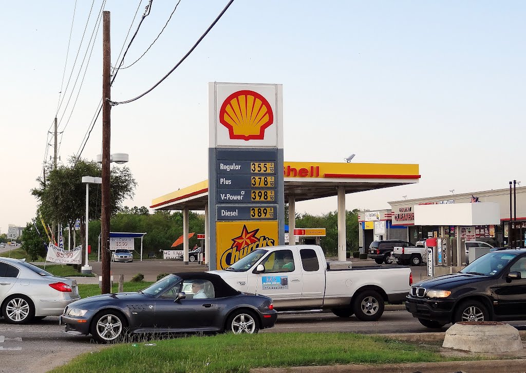 Shell gas station and Church's Chicken on SH 6 at Briar Forest by WOLFGANG HOUSTON WEST