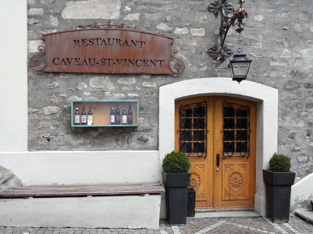 Caveau Saint Vincent by Jean-Marc SILVESTRE