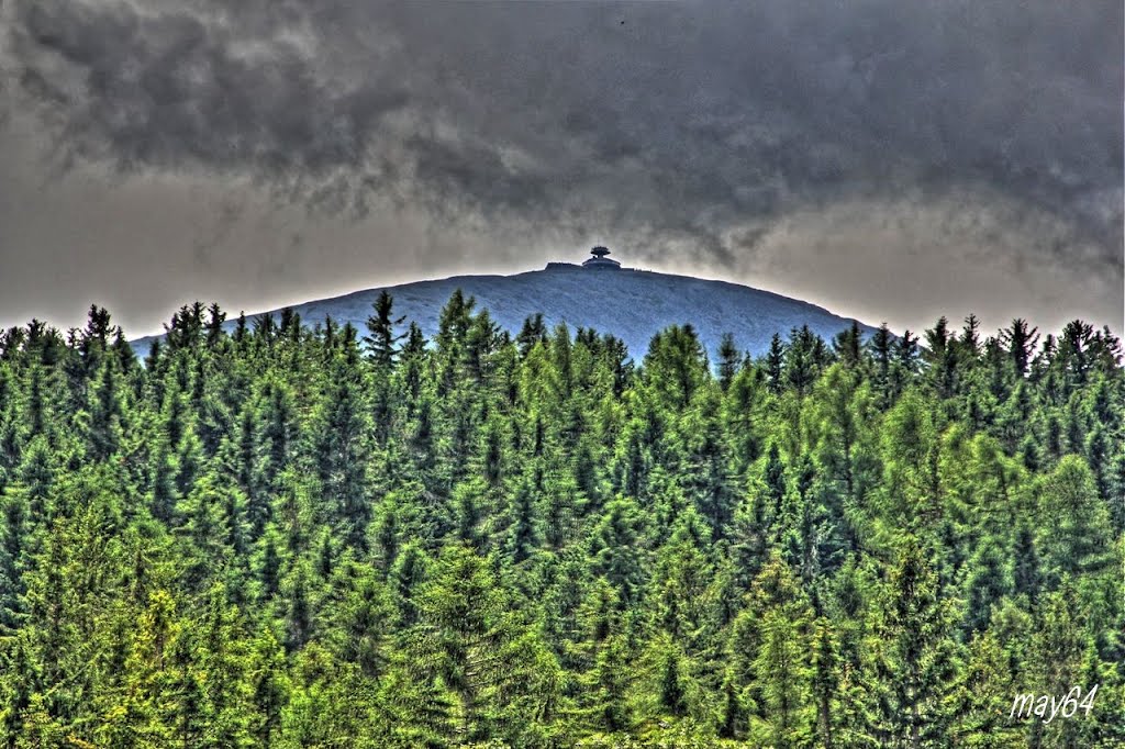 Karpacz: Linowa - widok na Obserwatorium Wysokogórskie na Śnieżce by may64