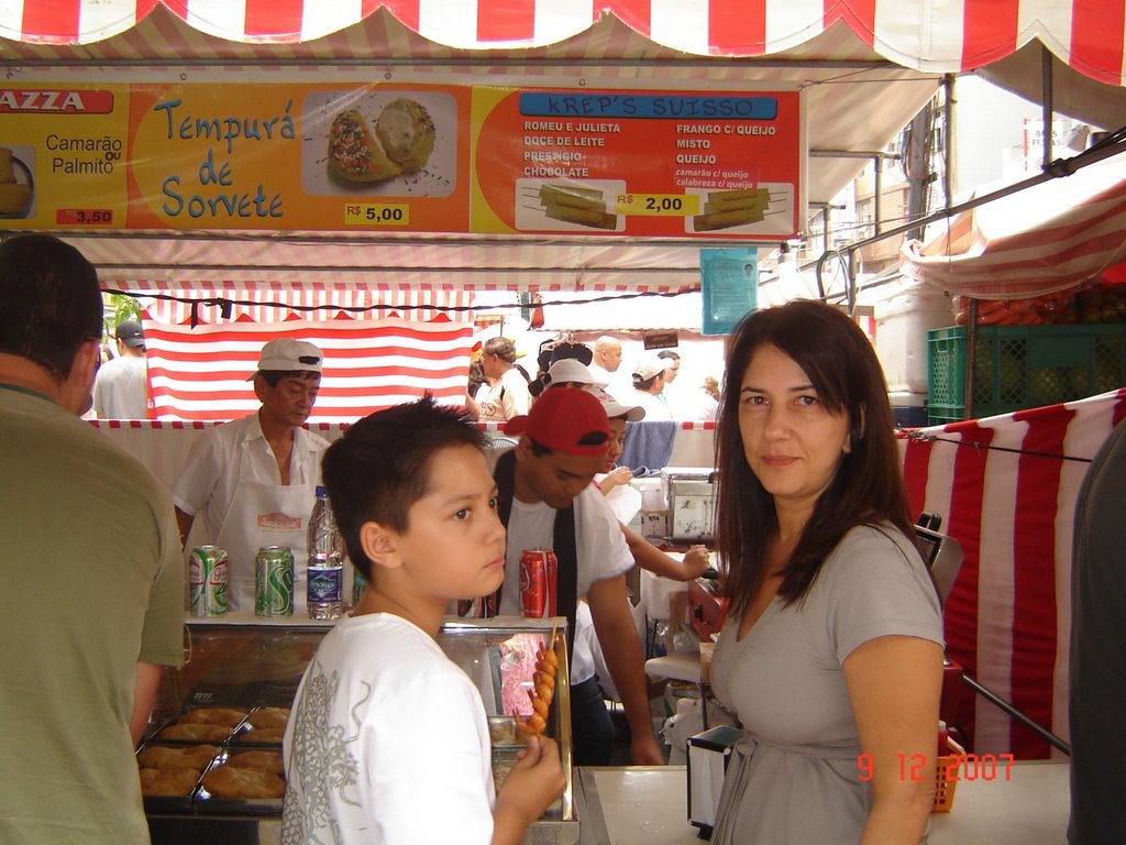 Liberdade - feira na rua dos estudantes by pellegrini32