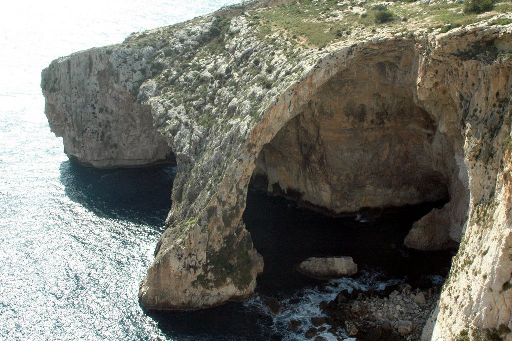 Blue grotto by GEPANET