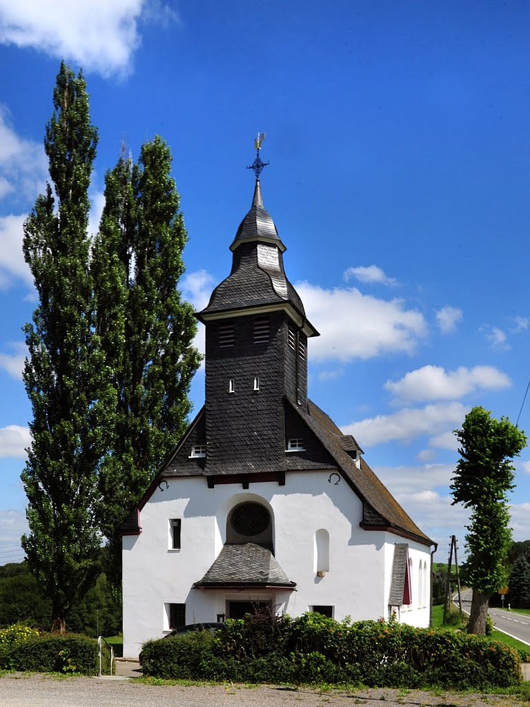 Kapelle in Waldbruch by Holger Uwe Schmitt