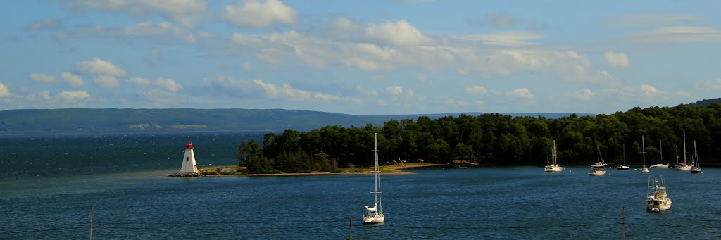 Baddeck (Lookoff de Alexander Graham Bell museum) by Annie Ouimet