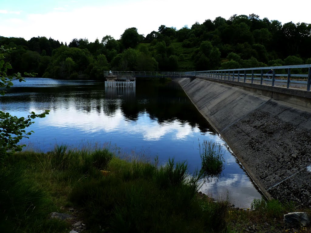 Barrage du Taurons by Flore62