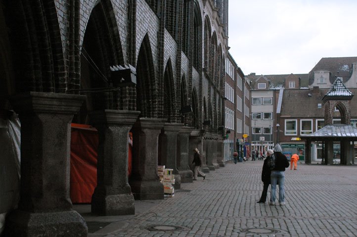 Inner city in Lübeck by Jerry  MagnuM Porsbj…