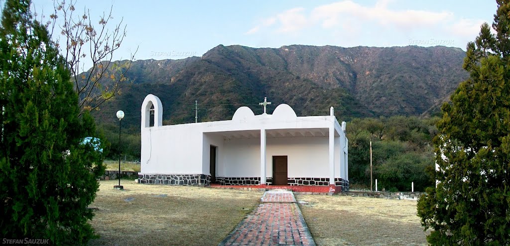 Capilla de Pomancillo Este by Stefan Sauzuk