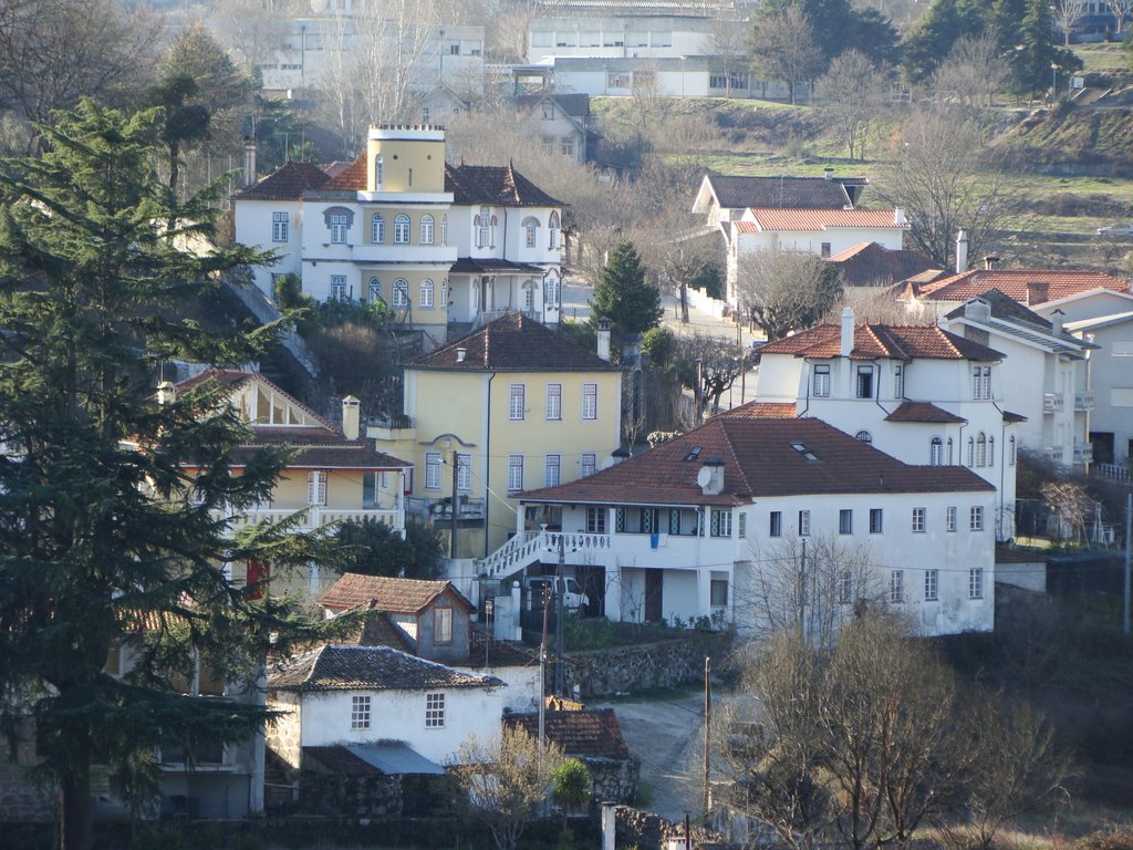 Bairro da Estação (visto do miradouro) by mondrian