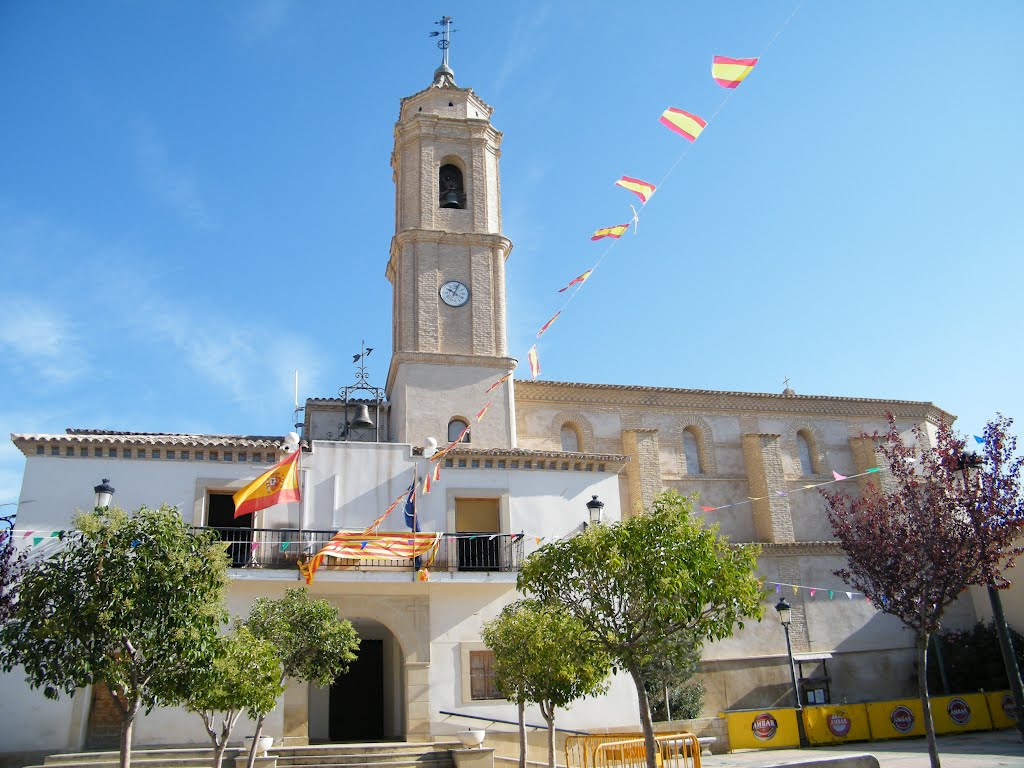 FARLETE (ZARAGOZA) LA IGLESIA DE SAN JUAN BAUTISTA ORIGINALMENTE ERA DEL SIGLO XV, PERO FUE TOTALMENTE RESTAURADA TRAS LA GUERRA CIVIL, AL SER DAÑADA by JOSE LUIS OROÑEZ