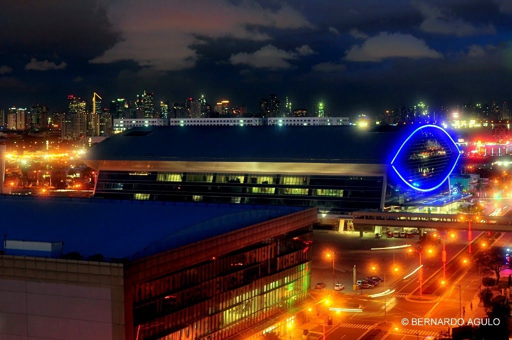 SM Arena, Mall of Asia Complex, Manila, Philippines by Silverhead