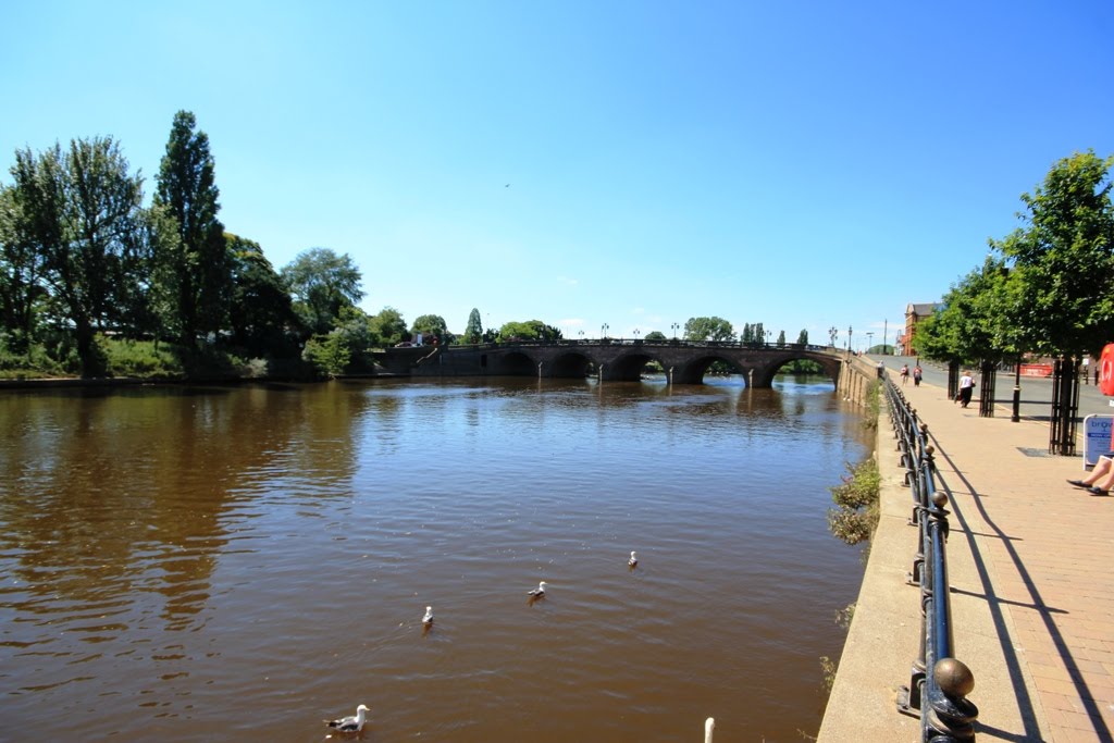 River Severn - Worcester, England by Roy Pitchford