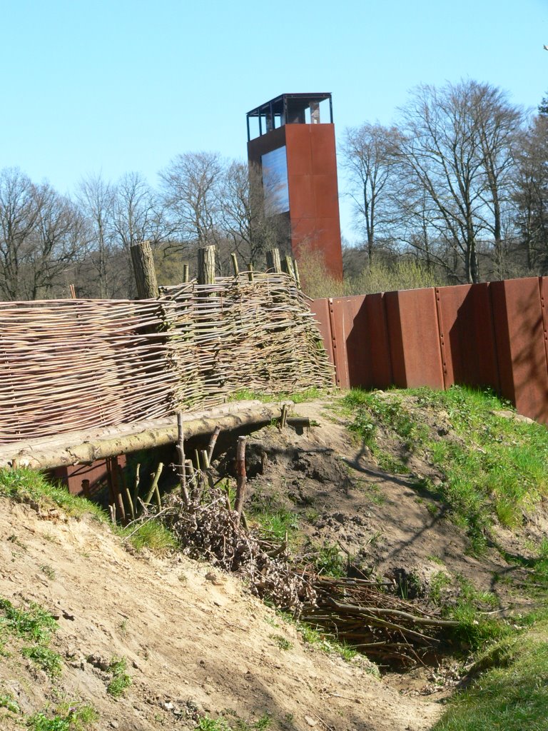 Befestigungswall und Museumsturm by mypictures