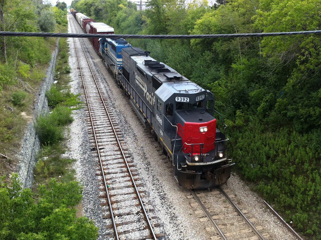 Westbound freight into Kitchener at River Rd pedestrian overpass by Boxcarphilly