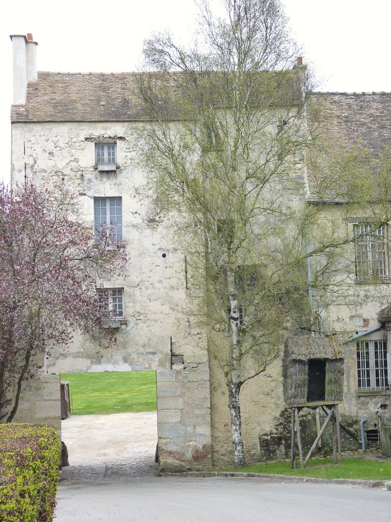 La ferme de Gally à Saint-Cyr-l'École. by laurentSnogoogleviews!