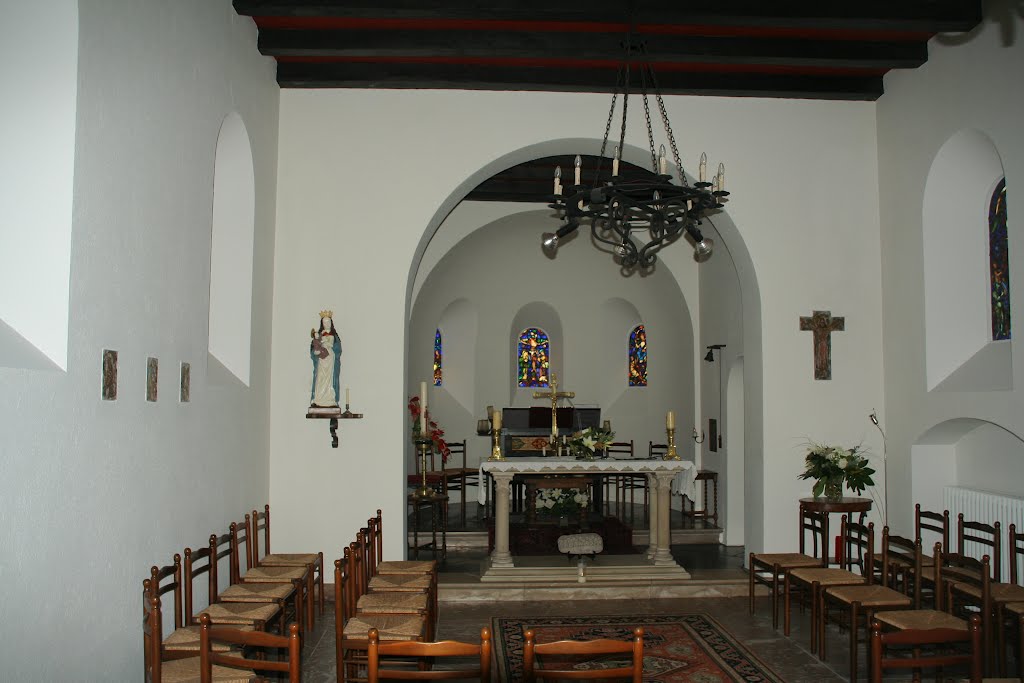 Chapelle de Stadt, Wavre intérieur (2007) by mideb