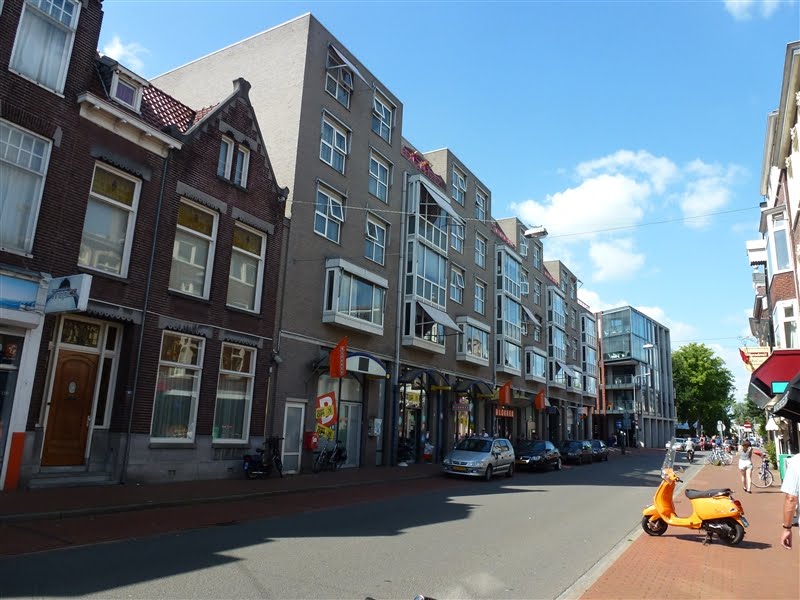 Oude Ebbingestraat - Groningen Centrum by Netty van der Deen - Flikkema