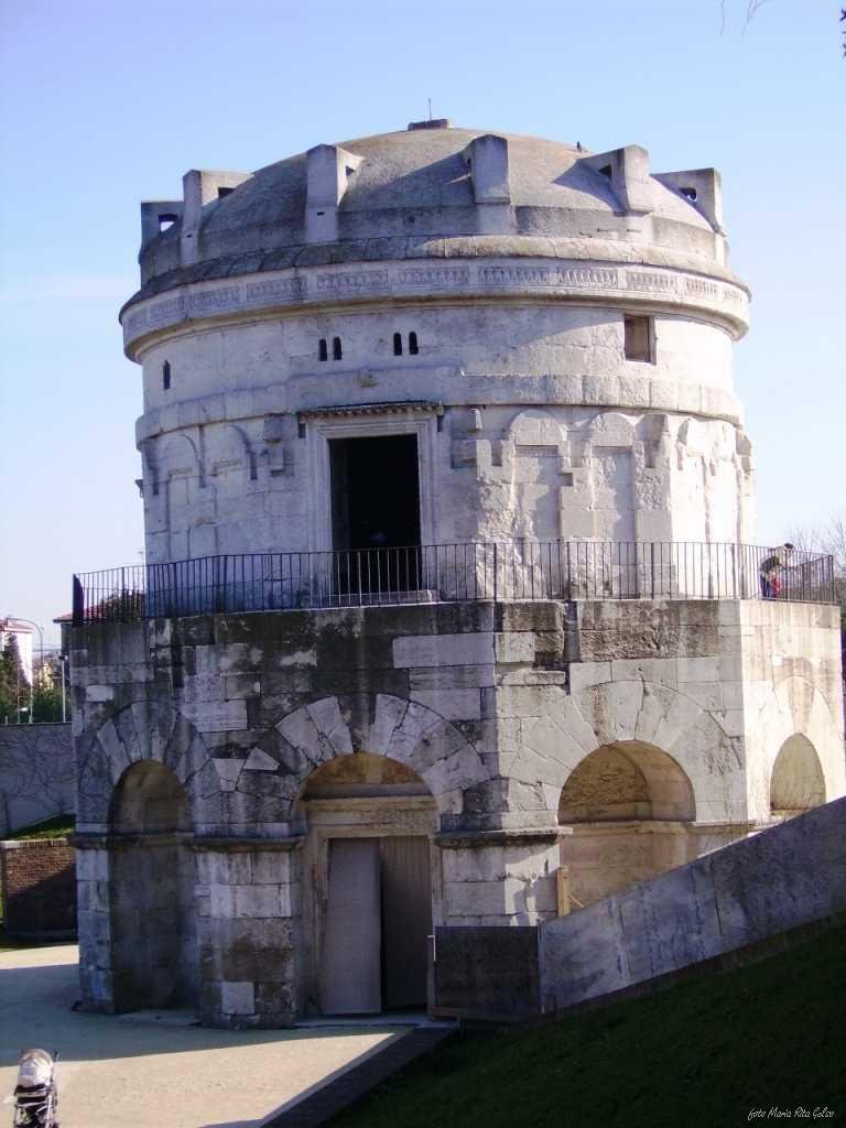 Ravenna - Mausoleo di Teodorico by Gelso Maria Rita