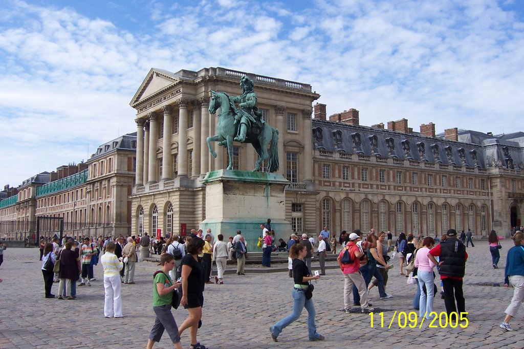 Statue louis XIV by Barroso françois