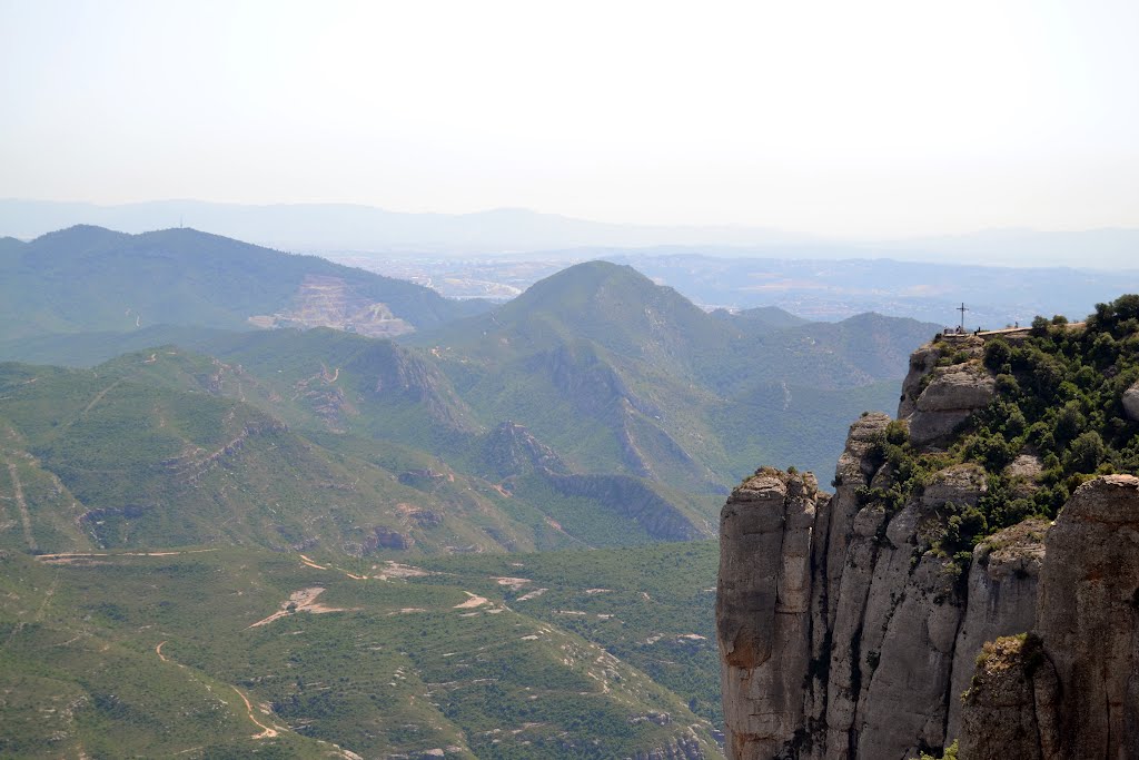 La Cruz de Montserrat by M.Kreuz