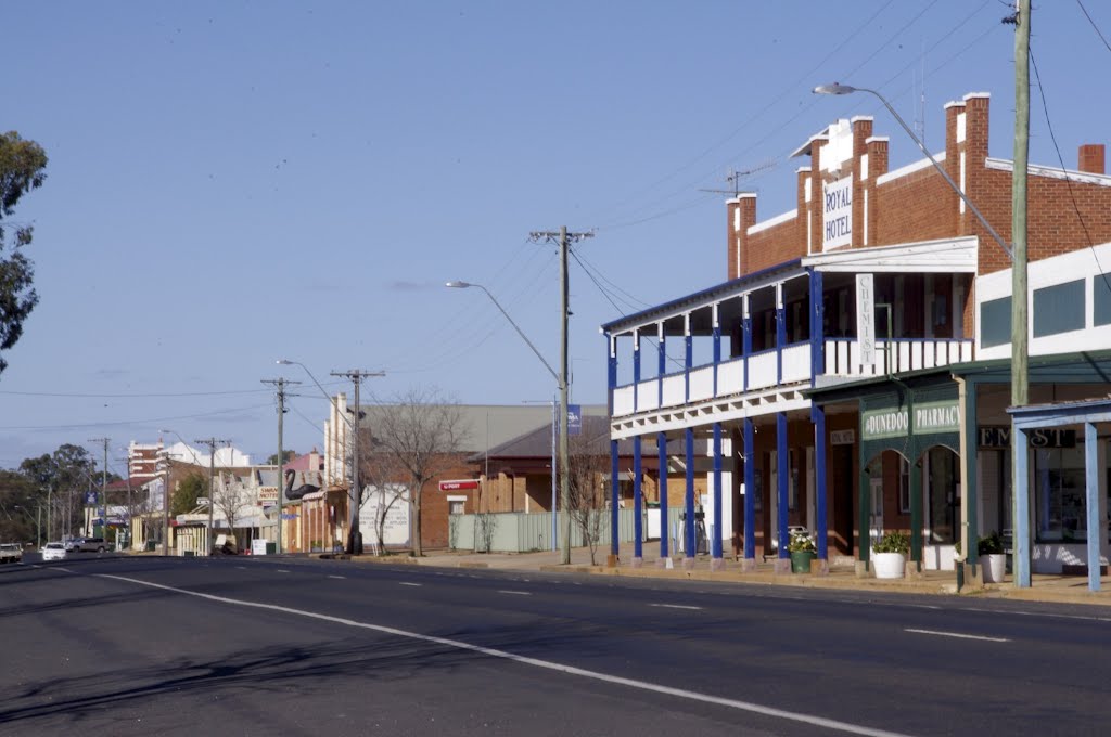 Main Street, Dunedoo by snucklepuff