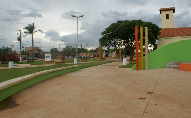 Praça da Vila Planalto by Eliezer Martins