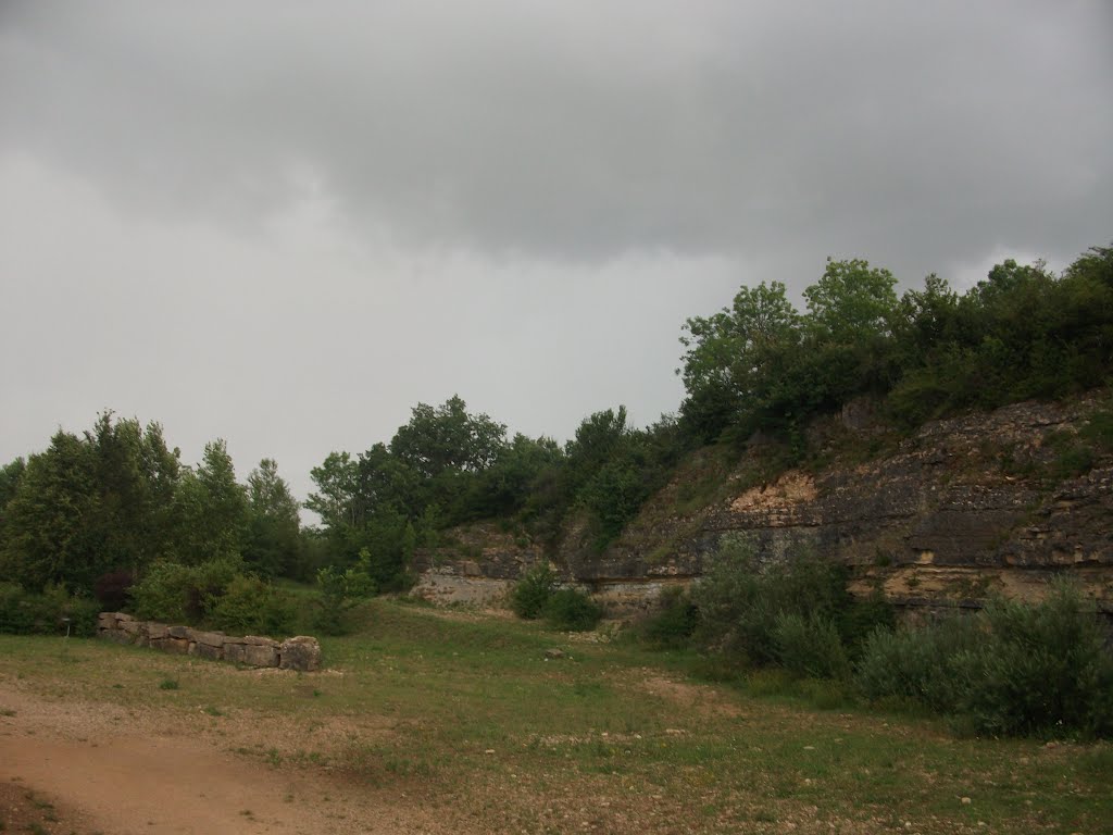 Falaise de vernas by Salomon BARZILAI & Jerome IBY