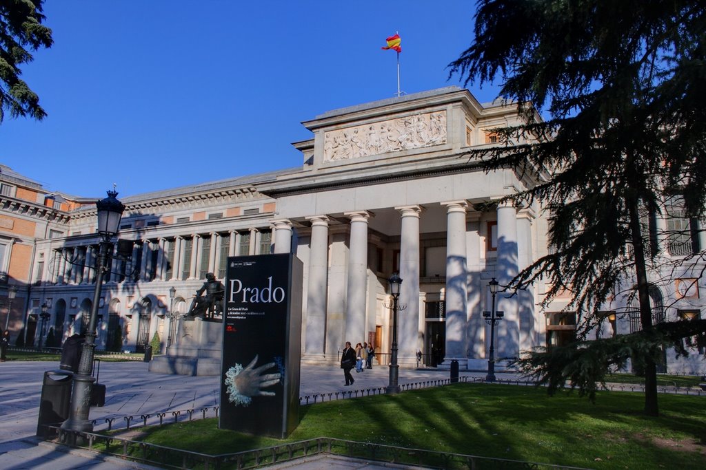 Museo del Prado by PaseosMadrid.com gag…