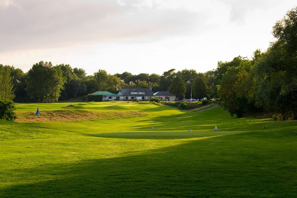 1st Green, Fairway and Clubhouse by sandgrown