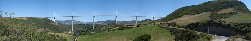 Panorama Millau Viaduct by _Silent.Bob_