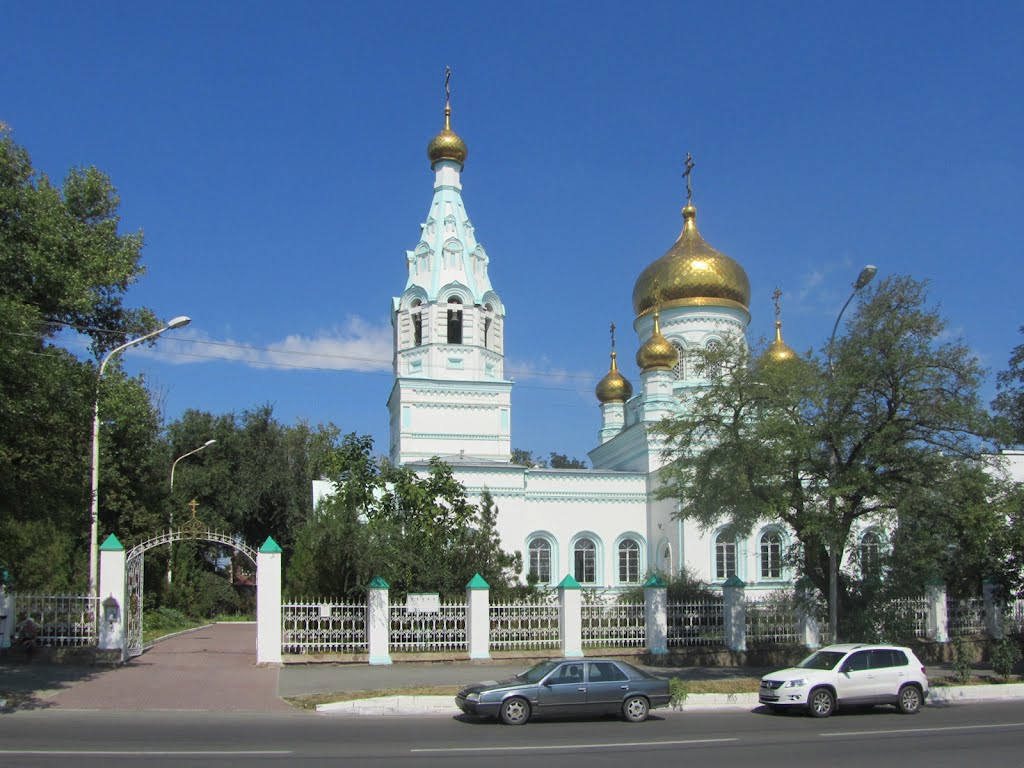 Temple of St. Seraphim of Sarov. Rostov-on-Don / Храм Преподобного Серафима Саровского. Ростов-на-Дону by Valentine Verchenko