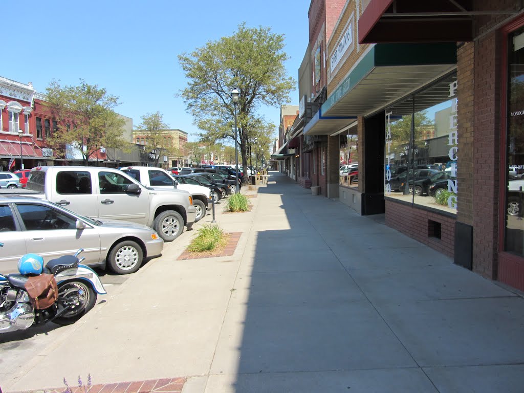 Central Avenue by Adam Elmquist