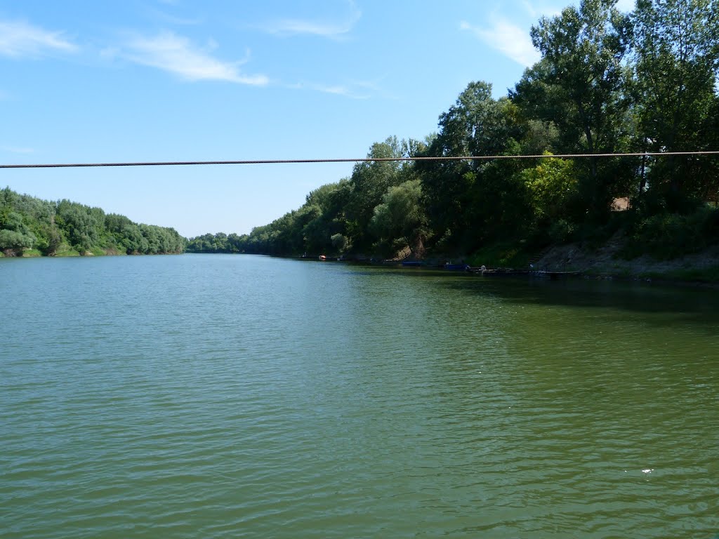 Tiszán innen,Tiszán túl - Tisza felfelé(a kompról) by SzőkeSándor