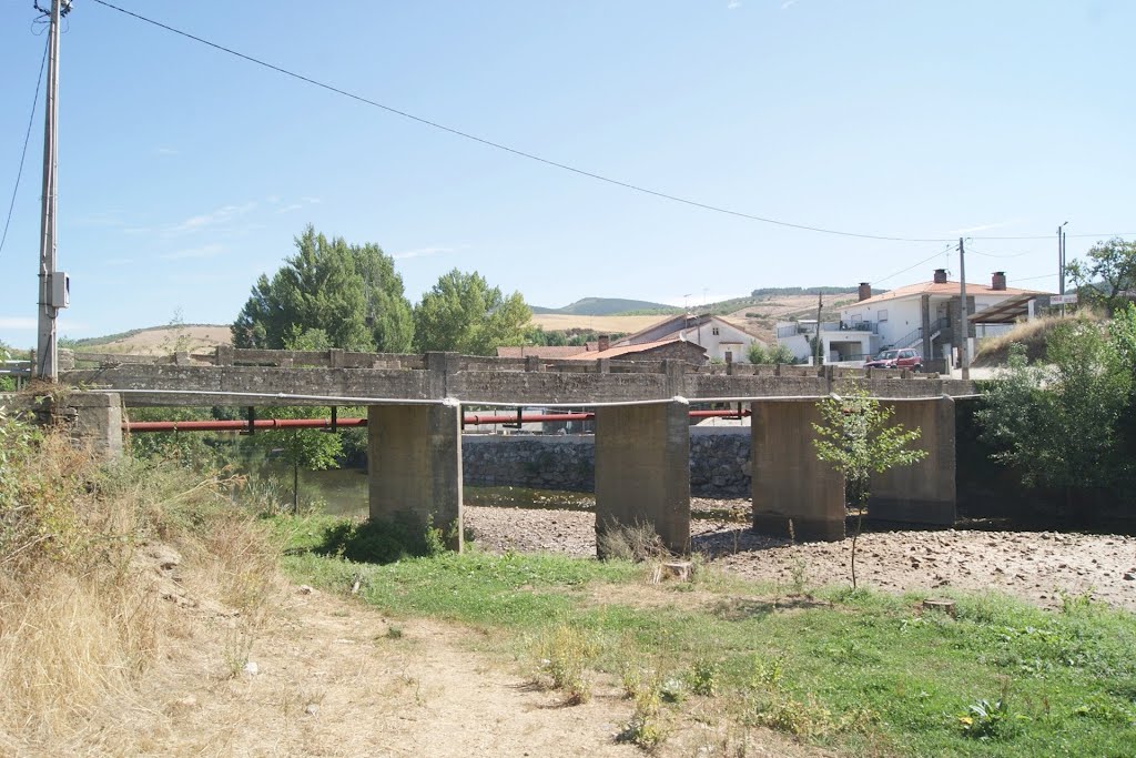 GIMONDE - Gimonde - PONTE SOBRE by LUÍS A. D. LIBERAL