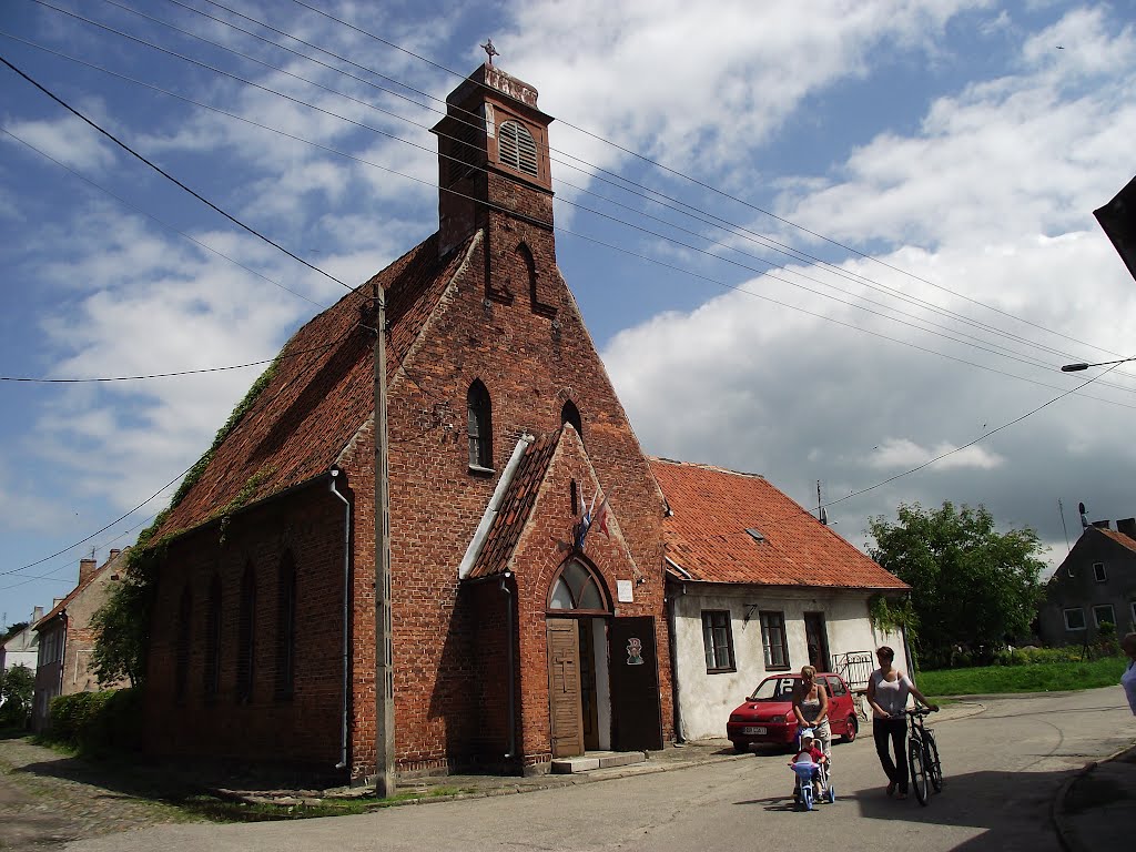 Kościół polsko - katolicki w Tolkmicku by rysnal