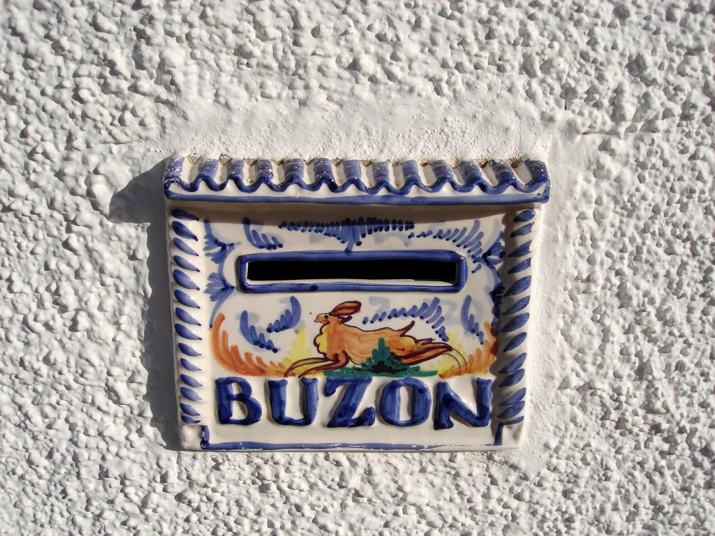 Buzon de ceramica.Malaga(España) by Rafael Cuadrado Galá…