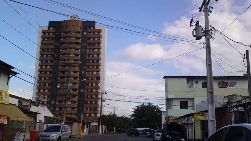 Rua José Bonifácio by Andre L. S. Lacerda