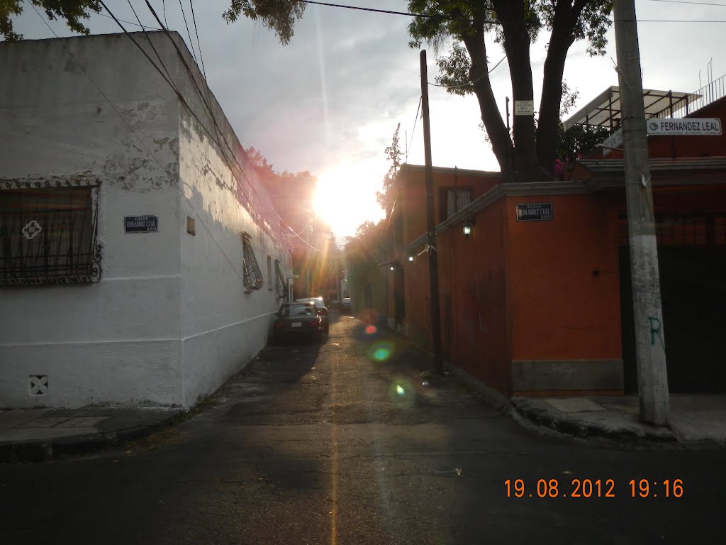 Callejón del toro by JuanSanchez