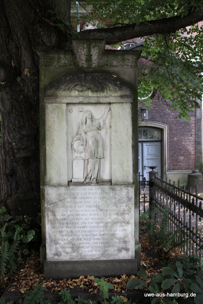 Friedhof der Christianskirche (Kloppstocksgrab) by uwe-aus-hamburg