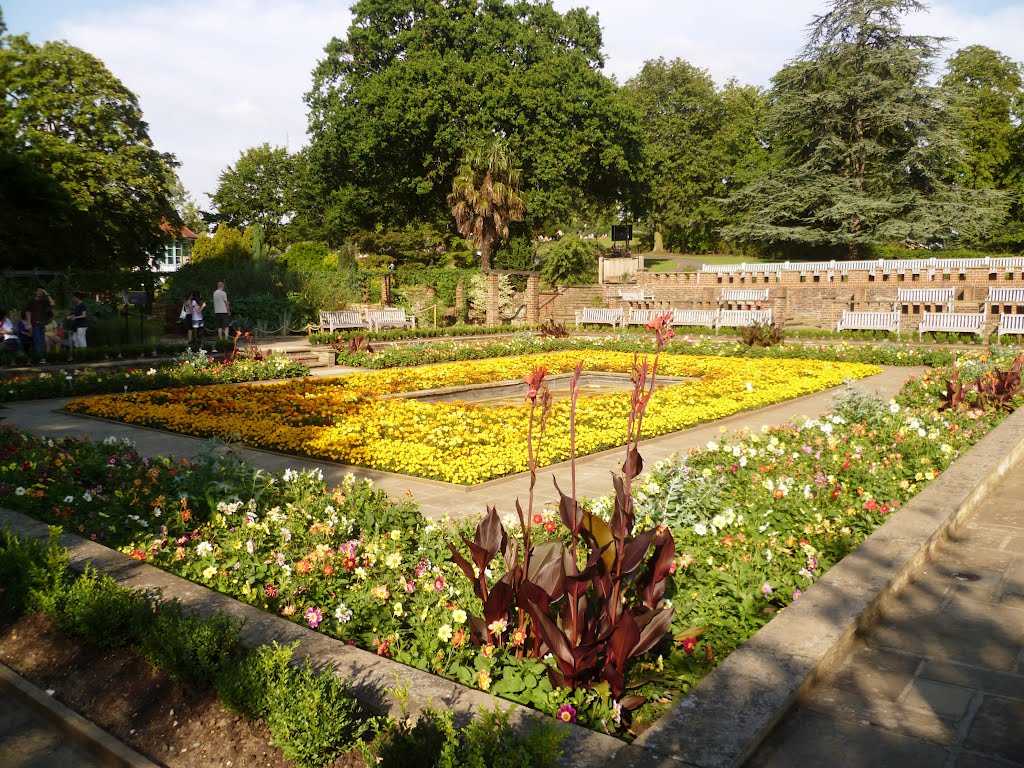 Horniman Museum bedding planting by DSankey