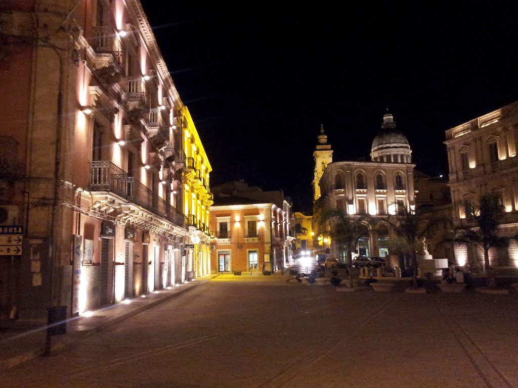 Piazza Fonte Diana - Comiso (RG) by Eugenio Bonifacio