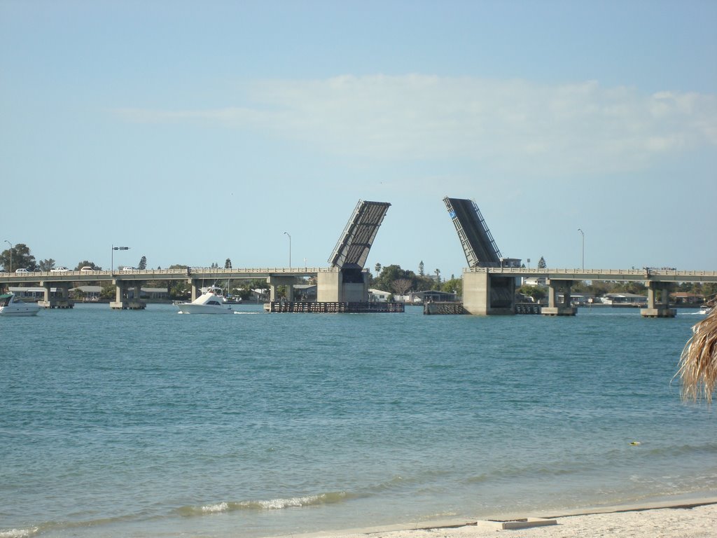 Pinnellas Bayway drawbridge 2008 by kgolish