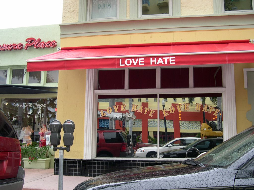 Love & Hate Bar 2007 (Army & Chris - Miami Ink) by Ttornado