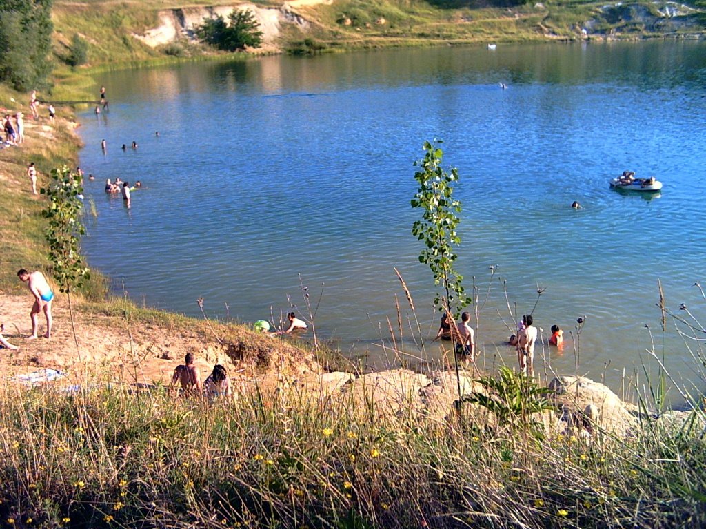 Rgotina, Serbia by mickeygrk